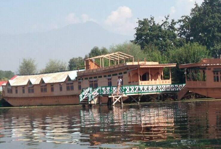 Little Majestic Houseboat - 4, Srinagar 4